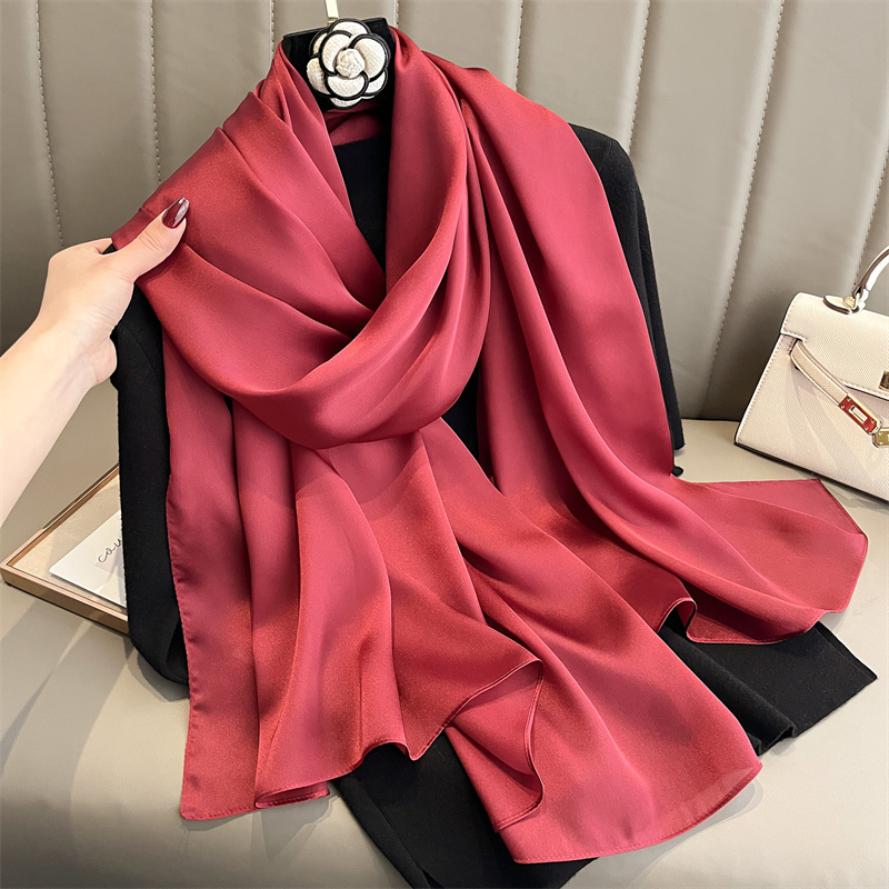 2024 Luxury Brand Spring Large - Silk Neck Scarf 评论和价格